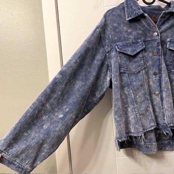 NWOT POL Distressed Corduroy Shacket Shirt Jacket Blue Raw Hem Button Down Large - Picture 7 of 16